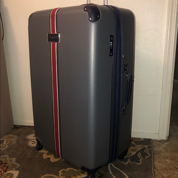 Tommy Hilfiger Handbags - Original Tommy Hilfiger Luggage